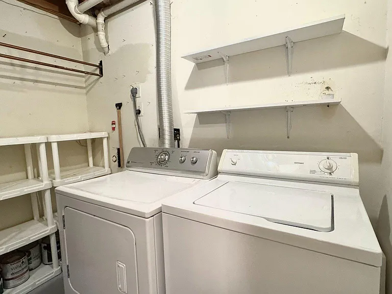 15402 Manor House Ter — Photo 28