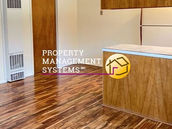 3rd image of 828 E 200 S APT 3