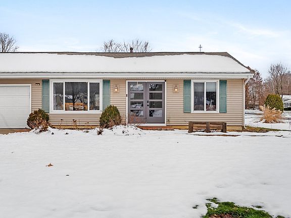 3rd image of 20305 Topaz St