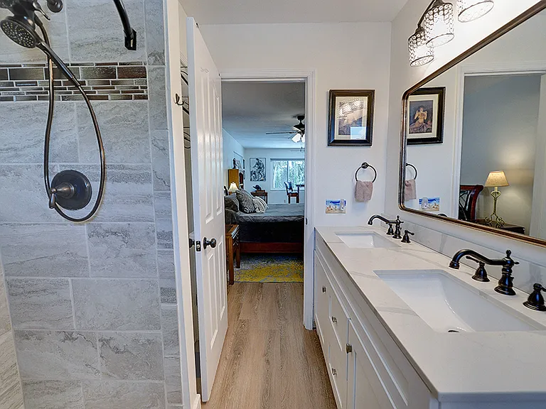 888 Pritchard Island Rd #888 — Photo 9