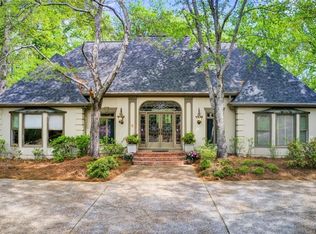 305 Heards Ferry Rd, Atlanta, GA 30328
