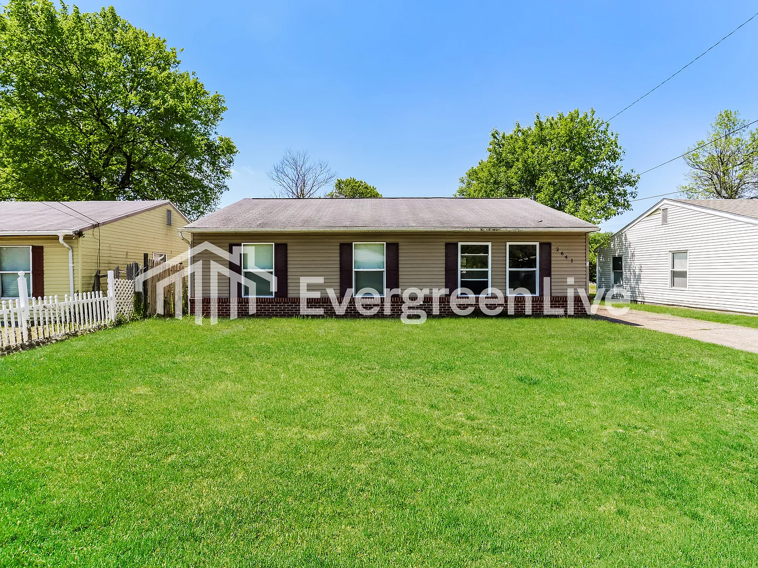 4 bed, 1.5 bath, 1152 sqft, $1,545 — Photo 1