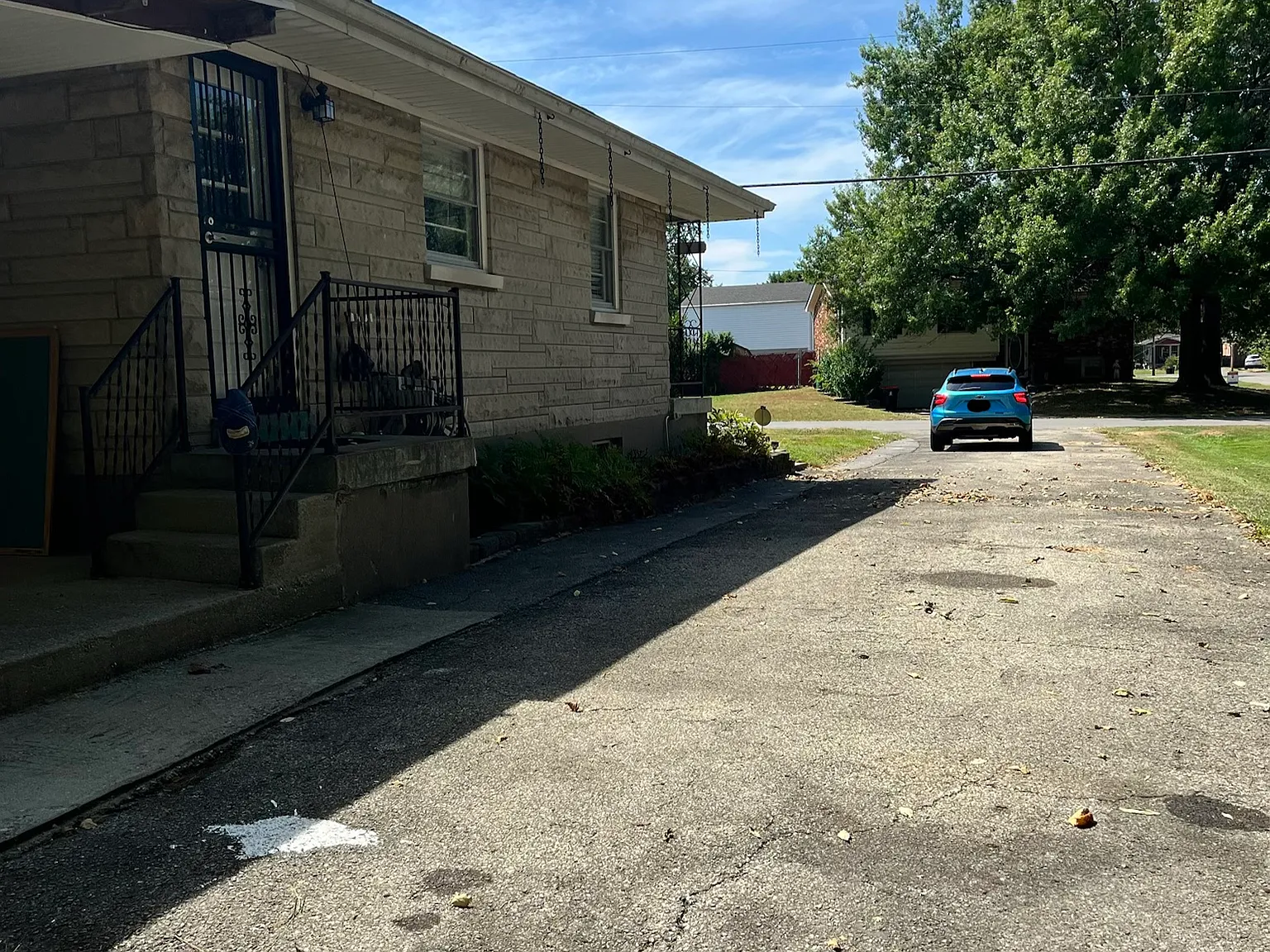 4 bed, 1229 sqft, $2,500 — Photo 3