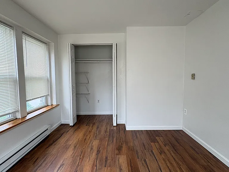 2 Crandall St #1-6 — Photo 12