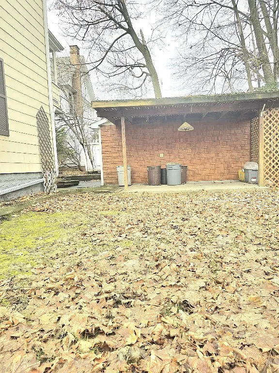 4 bed, 2.0 bath, 2448 sqft, $1,800 — Photo 4