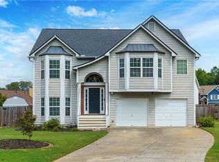 61 Freedom Dr NE, Cartersville, GA 30121