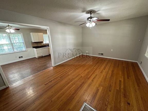 3rd image of 10615 E 32nd St S