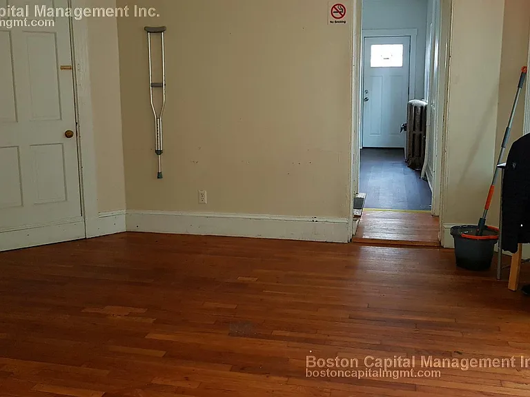 78 Linden St — Photo 5