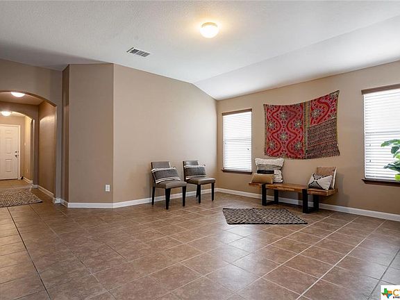 3rd image of 126 Linden Ln