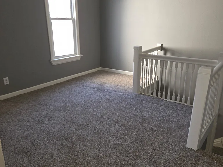 812 W McClure Ave — Photo 11