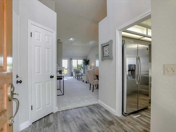 2nd image of 7586 Tayside Ct