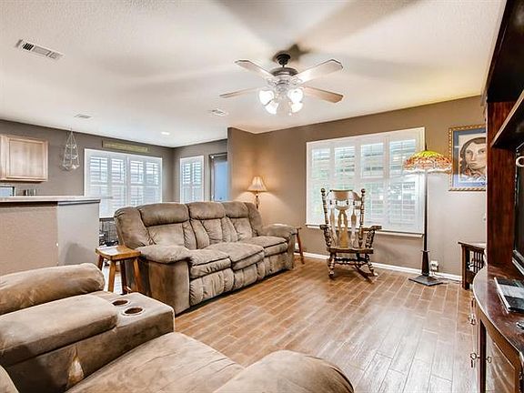 3rd image of 311 King Elder Ln
