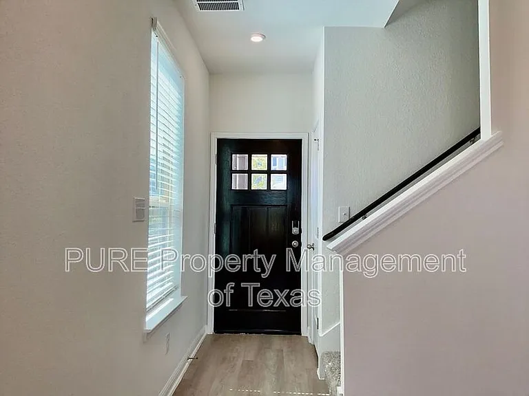 2208 Cornfield Dr #B — Photo 3