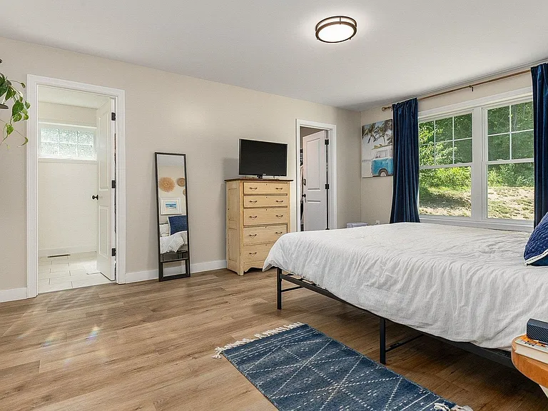 30 Copley Dr — Photo 15