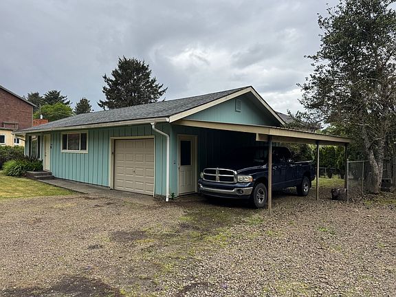 3rd image of 7235 Holiday Ave