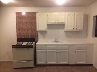 15081 La Mesa St, Sylmar, CA 91342