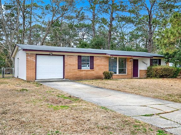 3rd image of 12517 Golf Club Drive