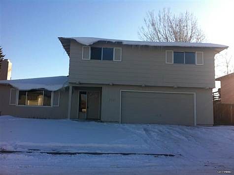 1st image of 1529 Goldfield Ave