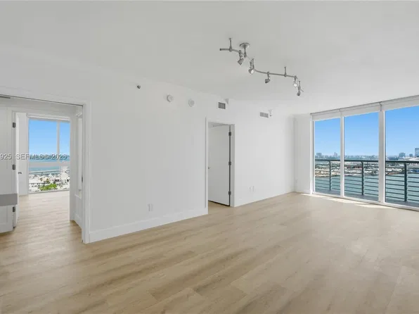 335 S Biscayne Blvd, Miami, FL