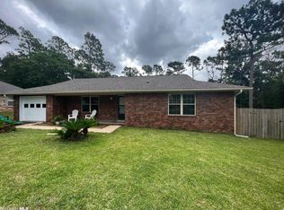 2558 Santa Rosa Dr, Lillian, AL 36549