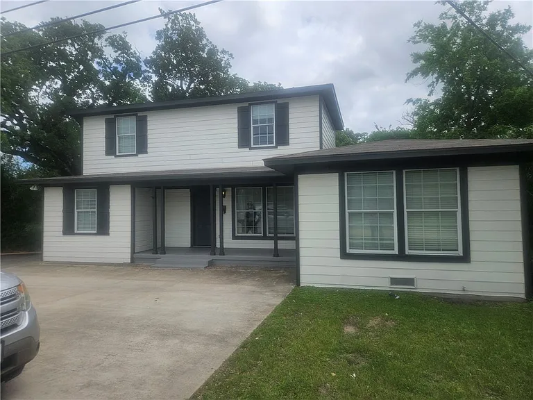 4309 Old College Rd — Photo 1