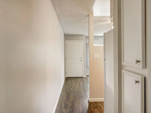 Point Loma Bay Apartments | Coastal Living Near the Beach