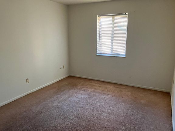 2nd image of 2707 W Central Ave #G9