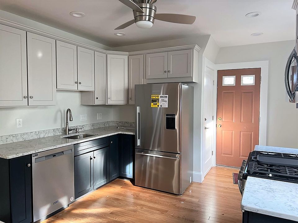 1st image of 26 Bower St #1
