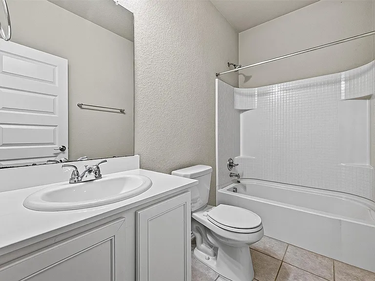 2511 Sandbar Shark Ct — Photo 32