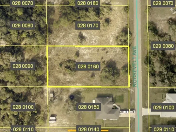 1807 Roosevelt AVE, LEHIGH ACRES, FL 33972