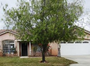 7645 Stoney Creek Ct, Highland, CA 92346