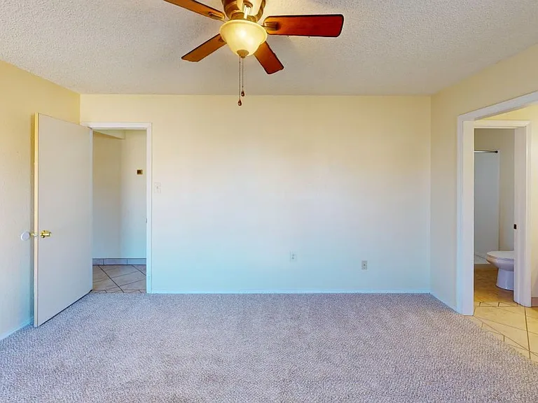 1460 Lindberg Ave — Photo 25