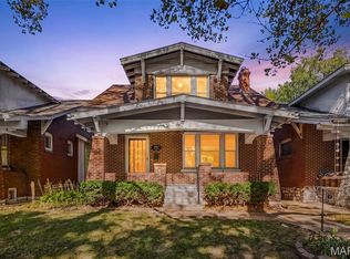 931 Dover Pl, Saint Louis, MO 63111