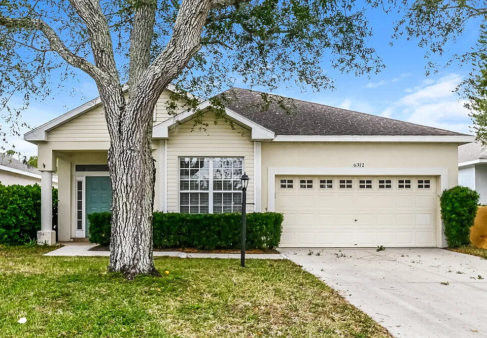 6312 Blackberry Ln