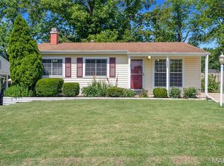 2823 Laurel View Ln, Maryland Heights, MO 63043