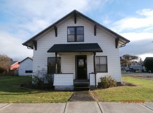 210 Calistoga St W, Orting, WA 98360