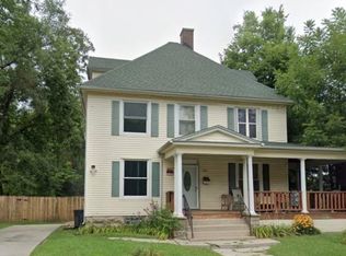 519 Locust St, Rockford, IL 61103