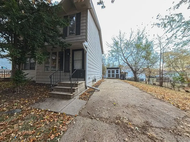 611 Hickory Hill Ln — Photo 14