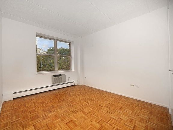 4th image of 280 E 2nd St #802