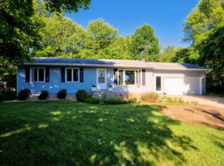996 Orchard Ave, South Haven, MI 49090