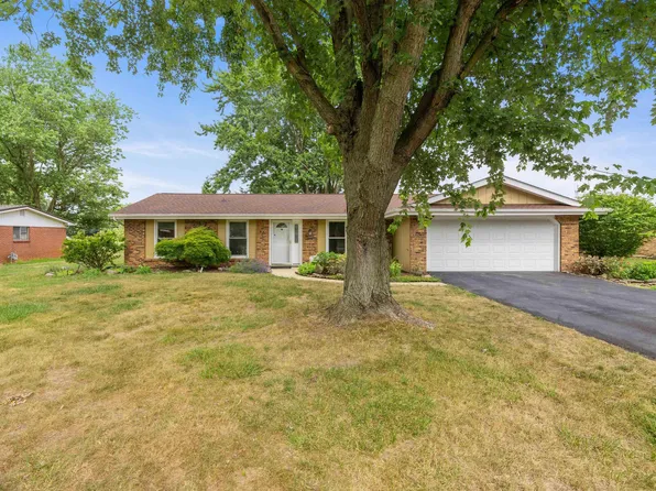 2016 Bradford Dr, Auburn, IN 46706