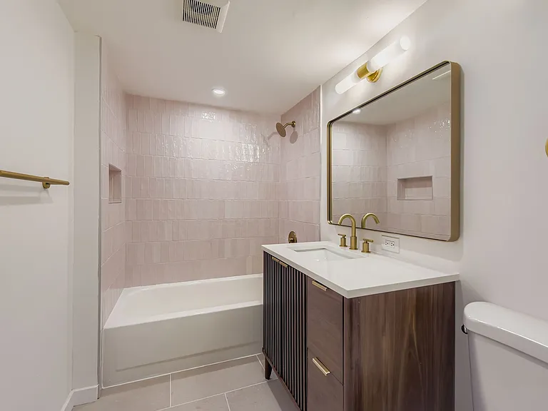 4264 W Radcliff Ave — Photo 28