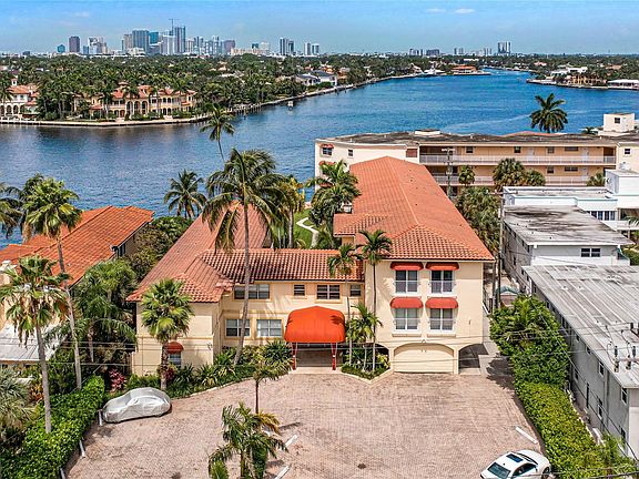 3rd image of 341 N Birch Road #204