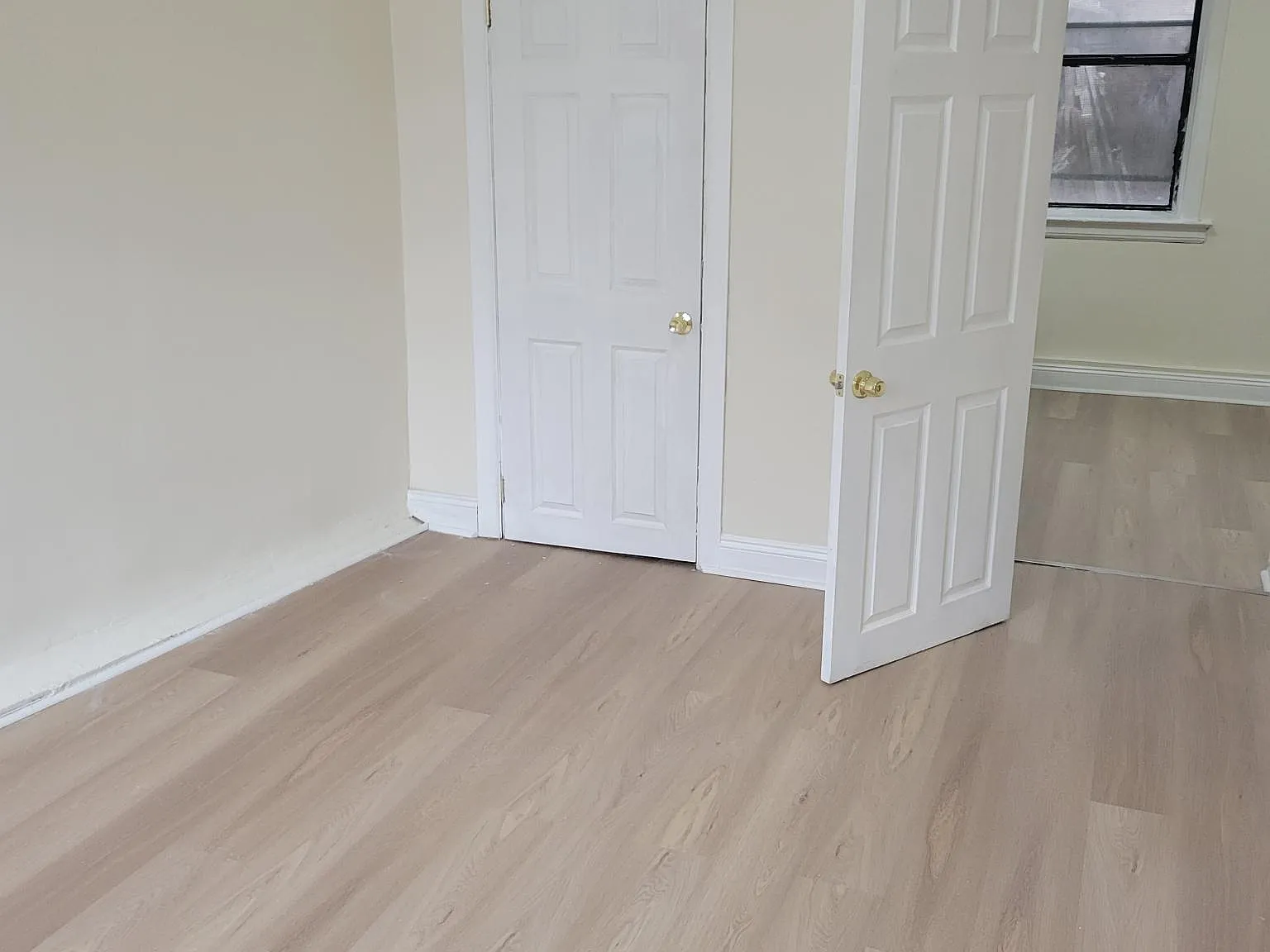 2 bed, $1,400 — Photo 4
