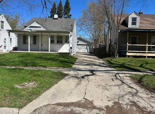 644 Crawford St, Flint, MI 48507