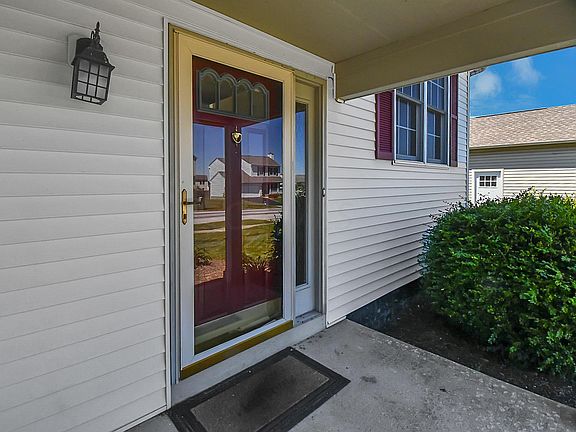 5th image of 1100 Green Meadow Ave
