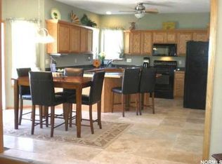 10374 Sandstone Trl, Columbia Station, OH 44028