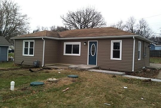 2nd image of 1335 Hinman St