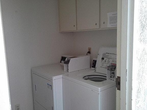 3rd image of 3952 Hamilton St APT 2