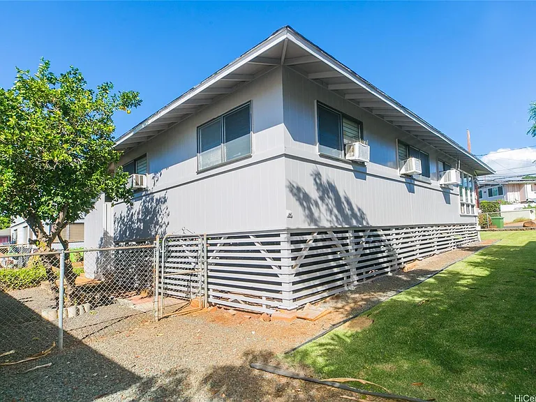 730 6th Ave — Photo 30